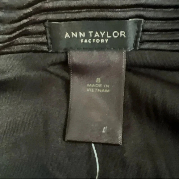 Ann Taylor Factory Black Ribbed Lined Flowy Midi Skirt Size 8 NWT Office - Picture 6 of 8